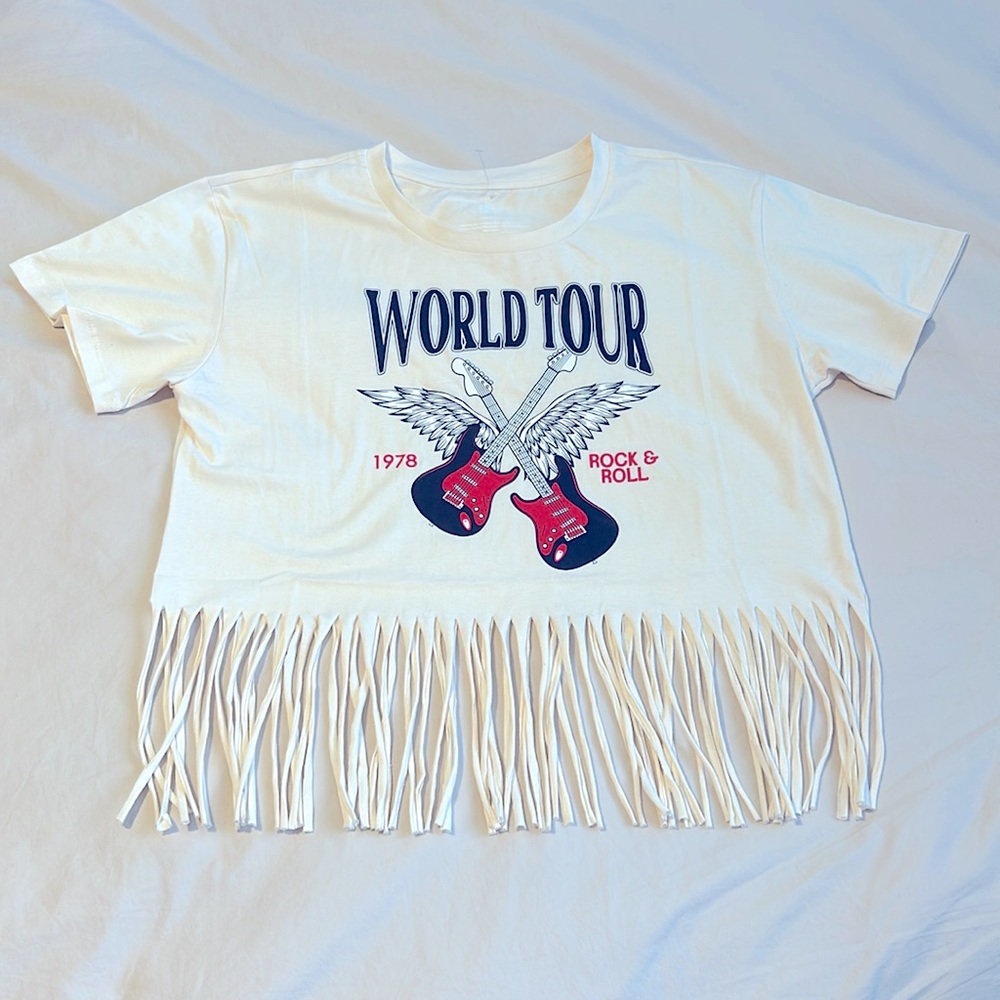 World Tour Fitted Cropped Fringe Bottom Graphic Festival Concert Tee NWOT